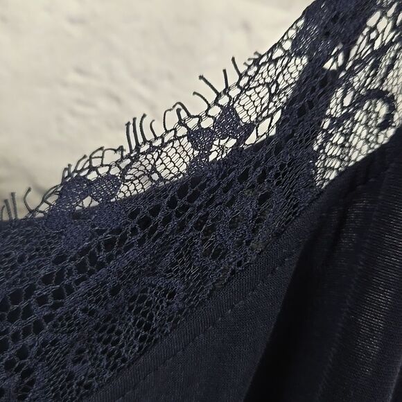 Express Women's Jumpsuit Sleeveless Navy Blue Lace V-Neck Super Soft Jersey Knit - Picture 3 of 11